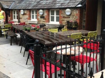 The Queen'S Head Wetherspoon Tavistock (Devon) Exterior foto
